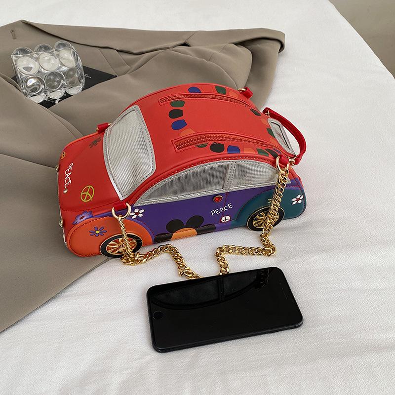 Cute contrasting car bag bag 2025 new Japanese cartoon girl foreign versatile crossbody chain box bag