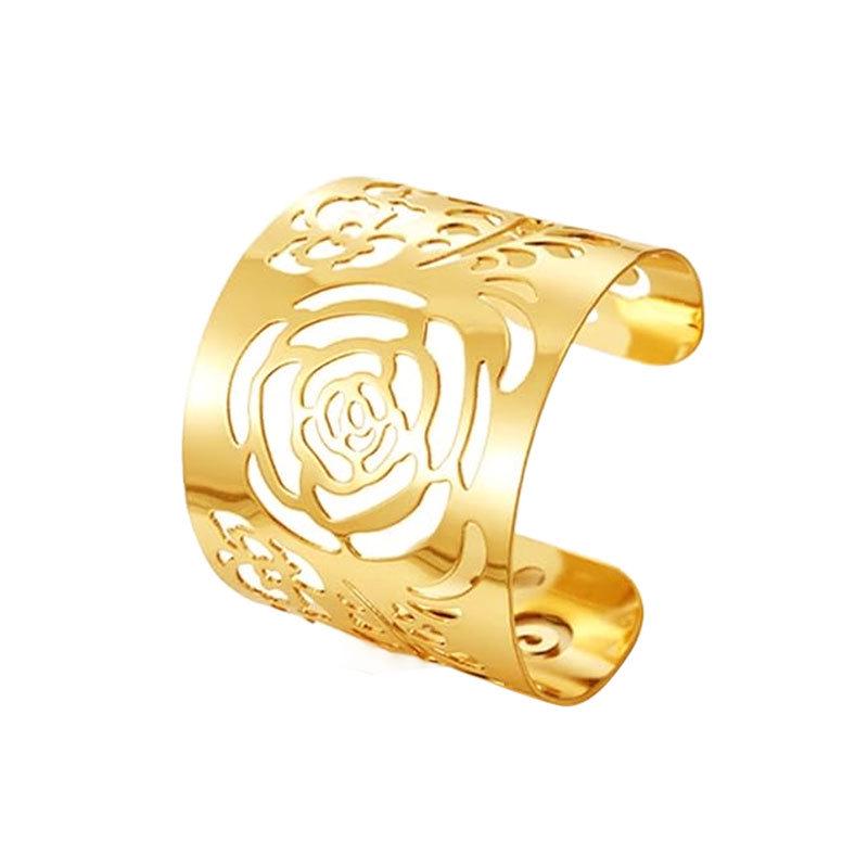 European and American Fashion Jewelry Set: Exaggerated Glossy Metal Hollow Floral Bracelet