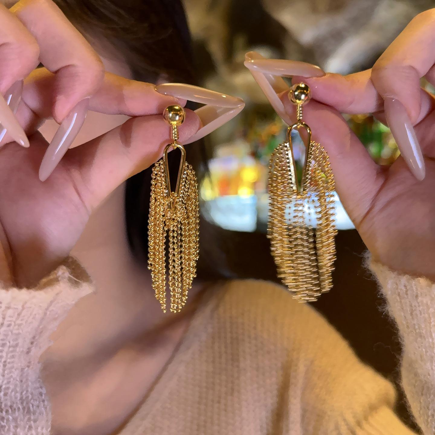 Серьги-кисточки из металла «Серебряная игла» Винтажные серьги для通勤 Серьги Женские