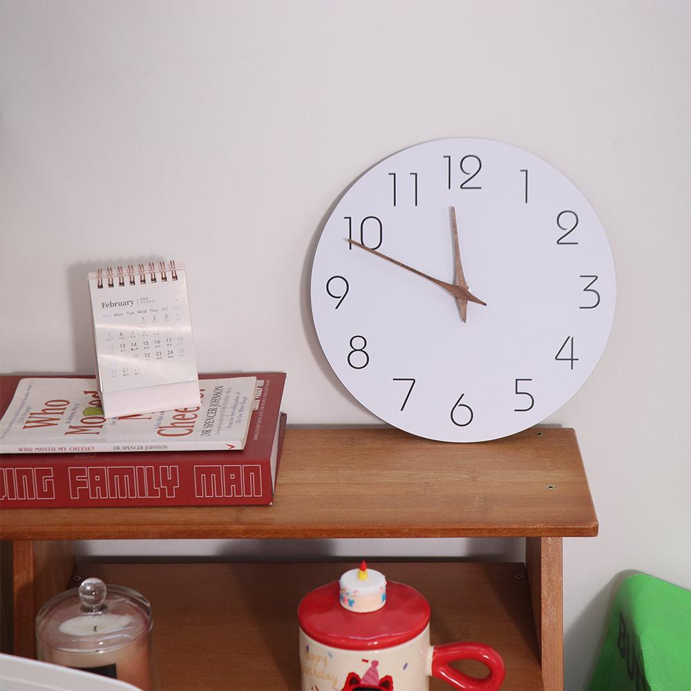 Minimalist Style Silent Clock Non Ticking Digital Clock Decorative Scale Clock  Office Use