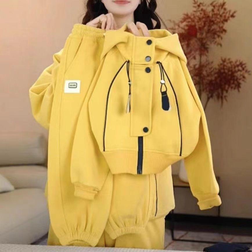 

Трендовый спортивный комплект из двух предметов в корейском стиле с капюшоном для девочек, уличная одежда на весну и осень 2025 110 for 100 cm height