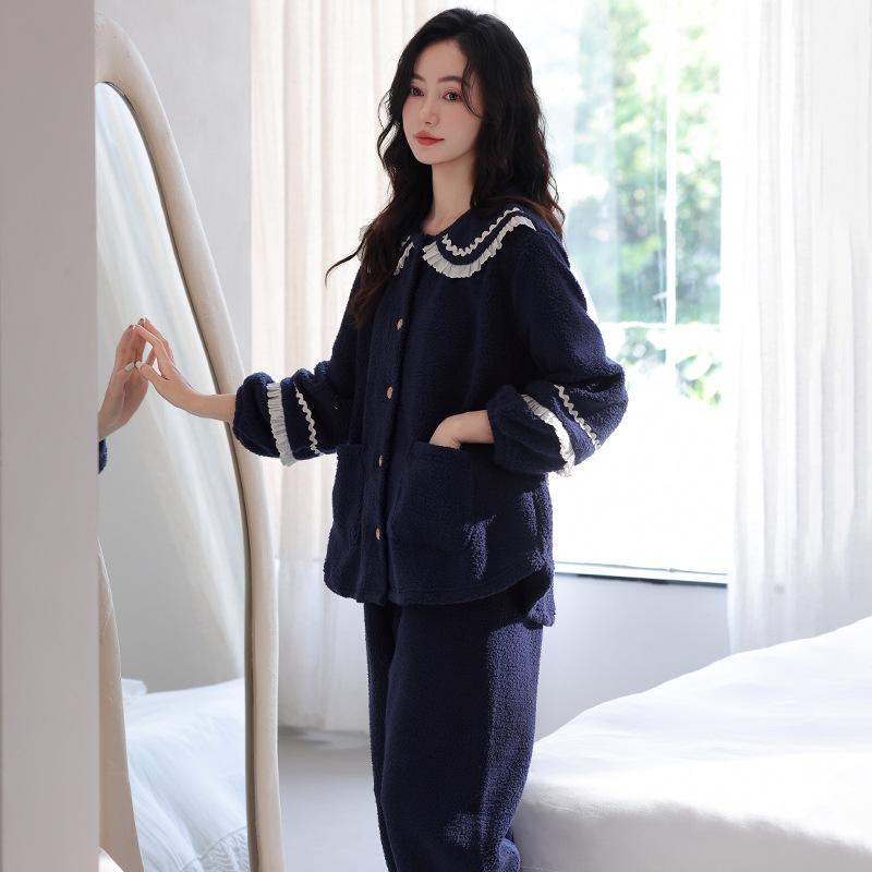 Coral Fleece Women'S Pajamas Autumn And Winter Winter Fleece Thickened Warm Can Be Worn Outside Loungewear Set