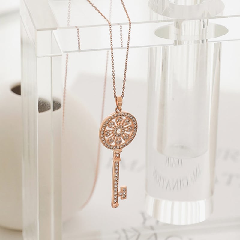 J.Lauren Rosegold Key Pendant Silver Long Necklace Bn0420