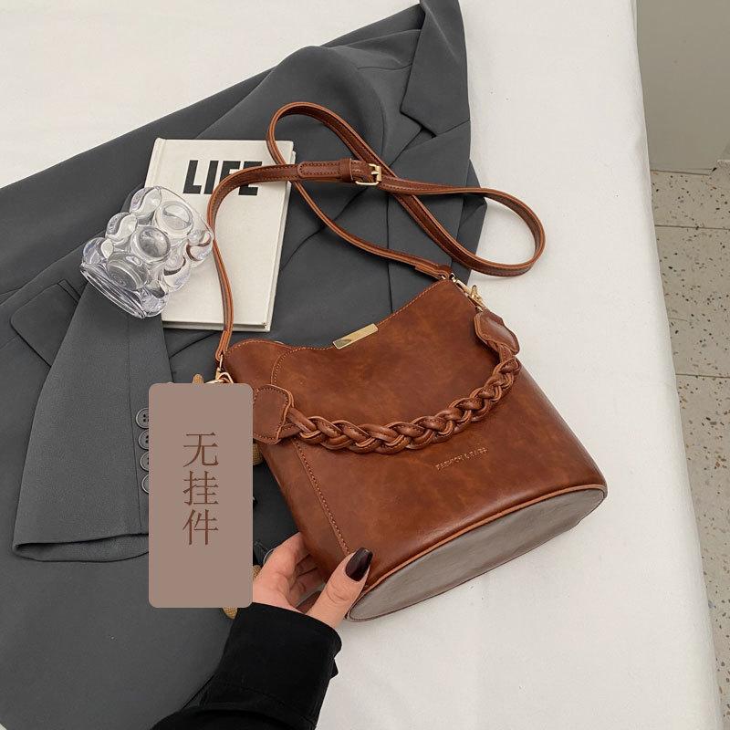 Bag Ladies Retro Design New High-end Texture Versatile Messenger Bag Portable Bucket Bag