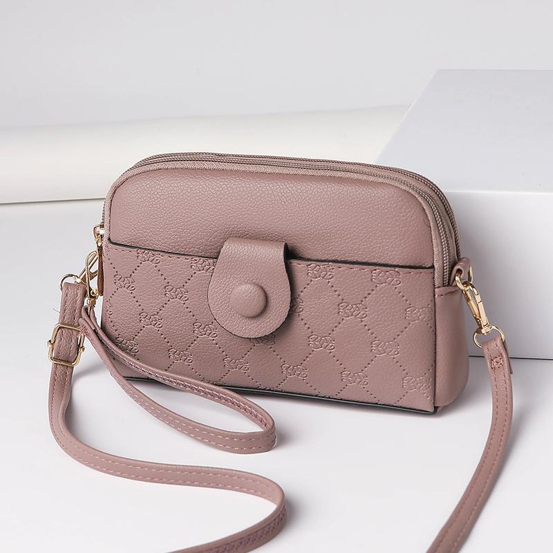 This Is A Popular Women's Bag In Spring and Summer. It's A Versatile Small Crossbody Bag for Work and A Mini Bag for Your Phone