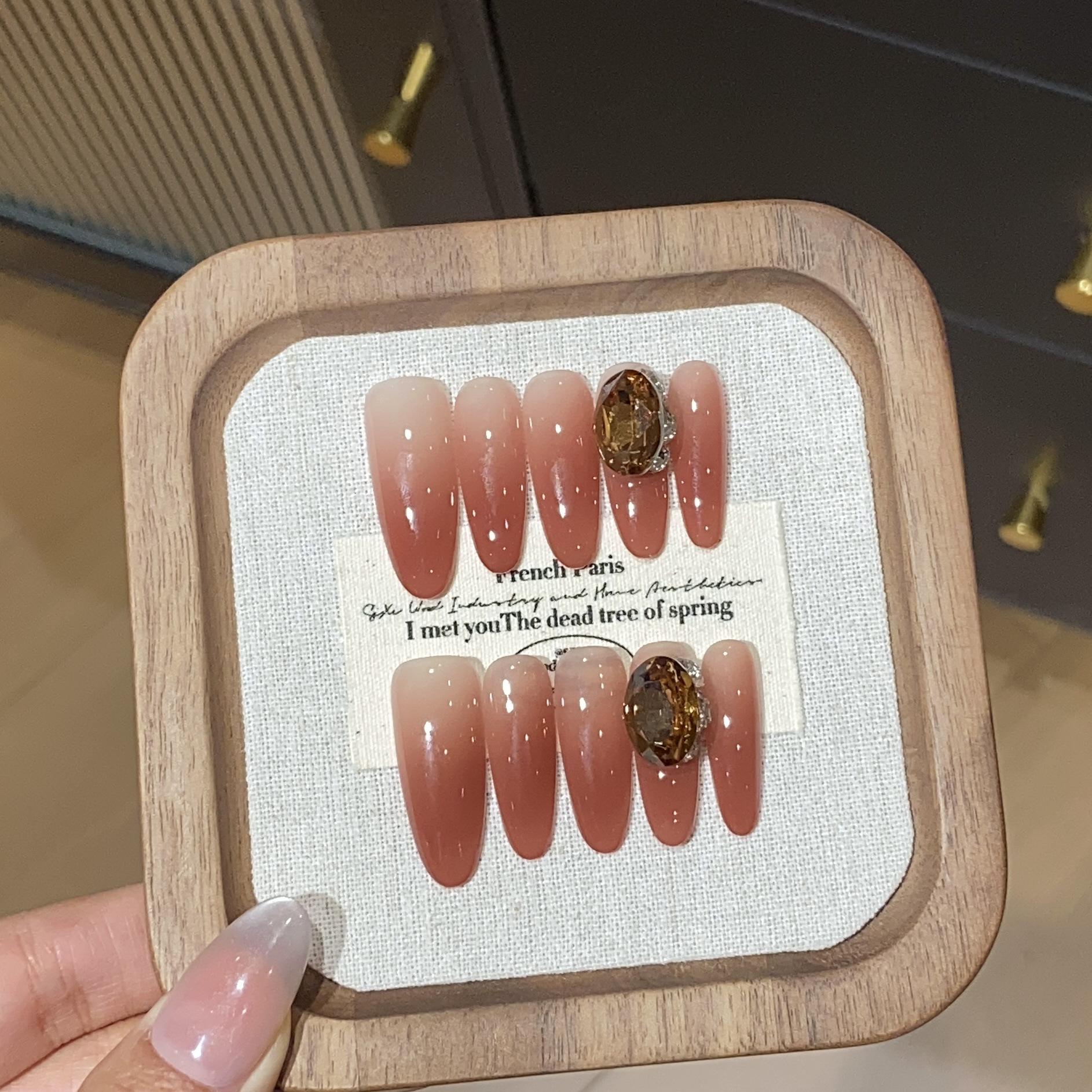 

Ежедневный Простой Ручной Работы Градиентный Красно-Коричневый Мелкий K9 Бриллиант Богатая Дочь Носитель нашивки L