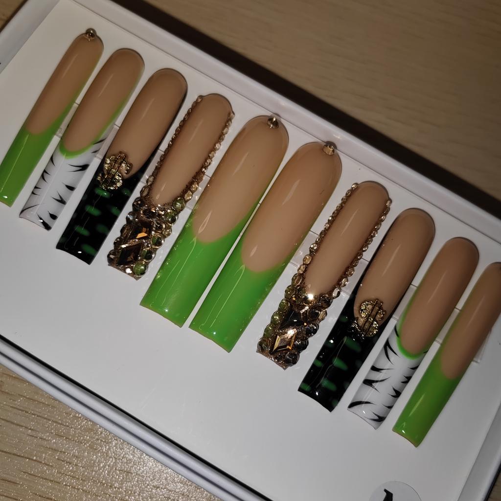 Thick and Hard Artificial Fingernails Square and Long Manicure False Nails with Glue Stickers Press on Nails
