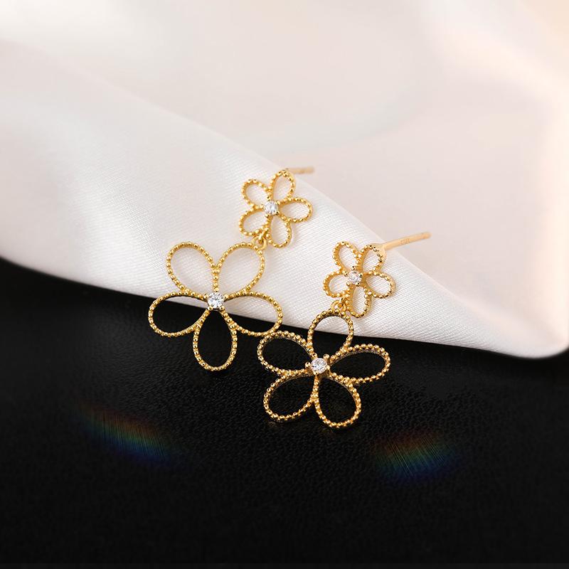 Cercei Dongdaemun Temperament Design Floarea-soarelui Retro Francez Versatili cu Zirconiu Strălucitor Floare Golă