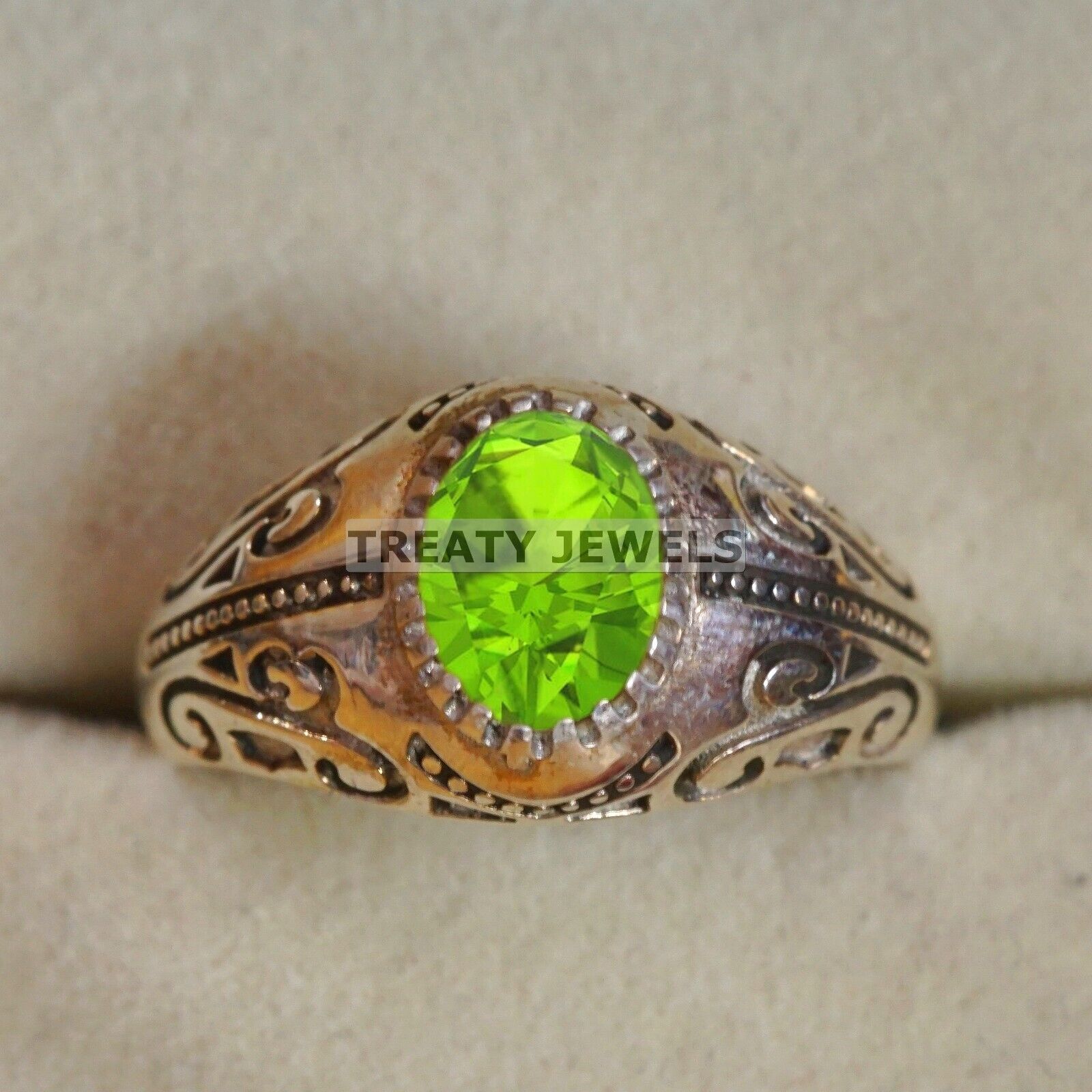 

Peridot Oval Cut Gemstone With 925 Sterling Silver Ring For Men s #B442 JL375683849393 4-16 US