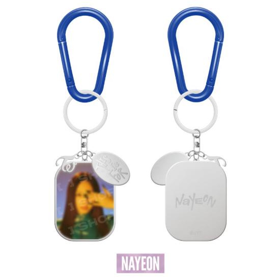 

Предзаказ TWICE THIS IS FOR Официальный MD Фото Металлический Брелок NAYEON