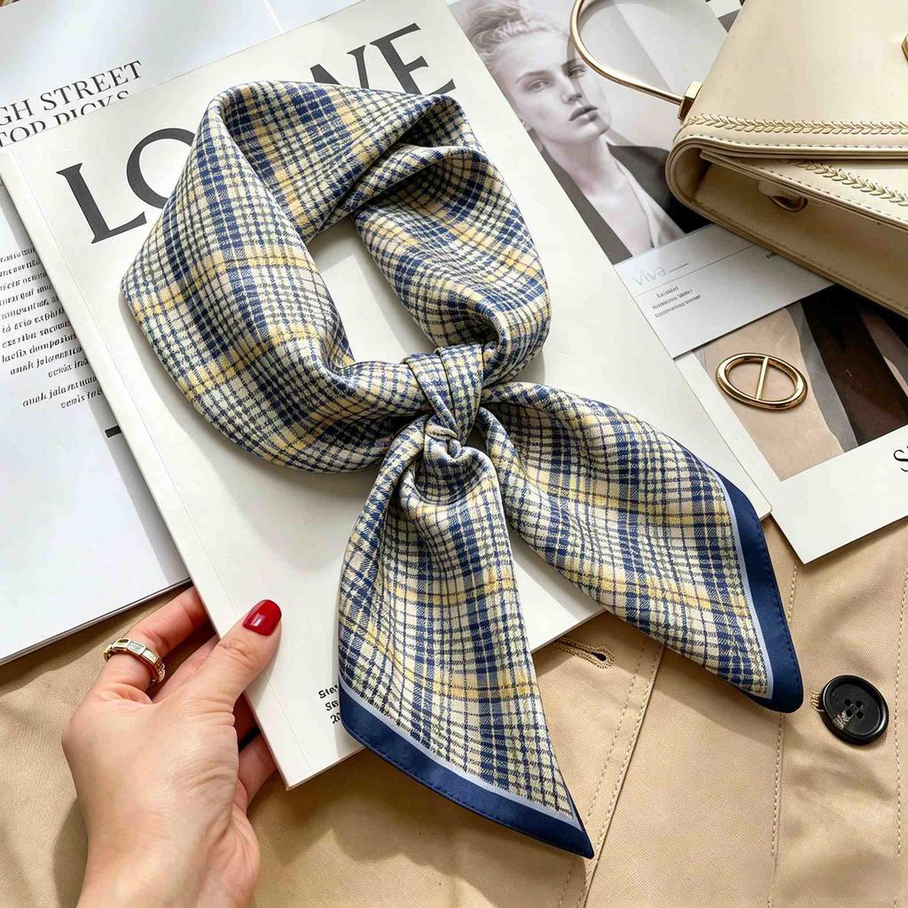 Women's spring and autumn silk scarf temperament versatile thin Internet celebrity Korean version light luxury fashion scarf high-end design small squ