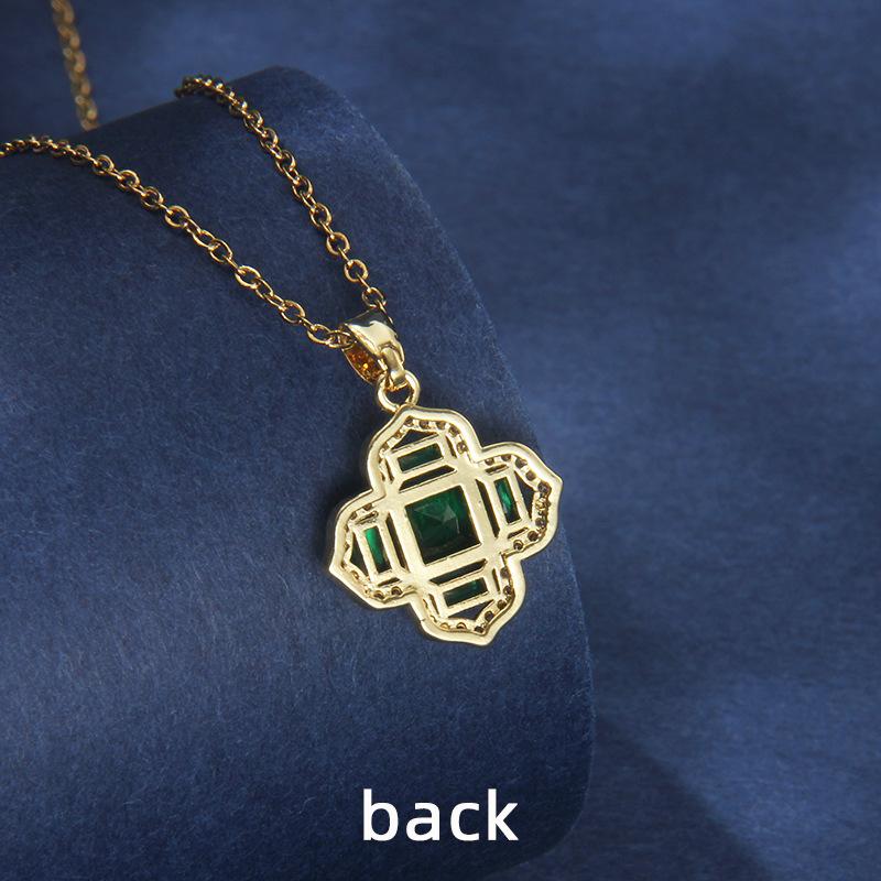 Light luxury copper micro inlaid zircon clover plated 18K collarbone chain