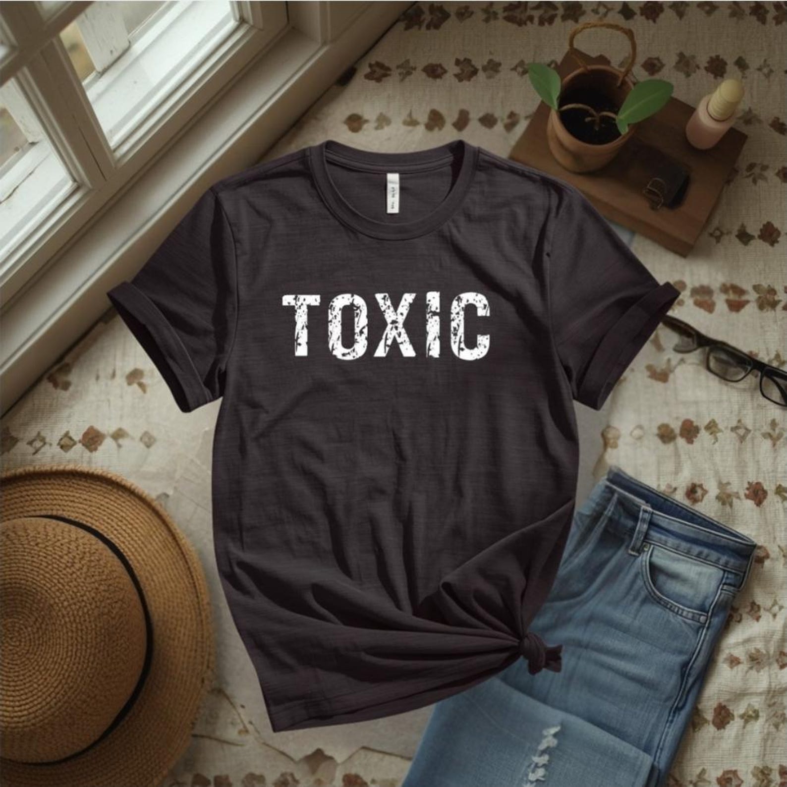 Toxic Distressed Shirt, Bold Statement Graphic Tee, Edgy Slogan T-Shirt, Trendy Streetwear Shirt, Minimalist Typography Tee L