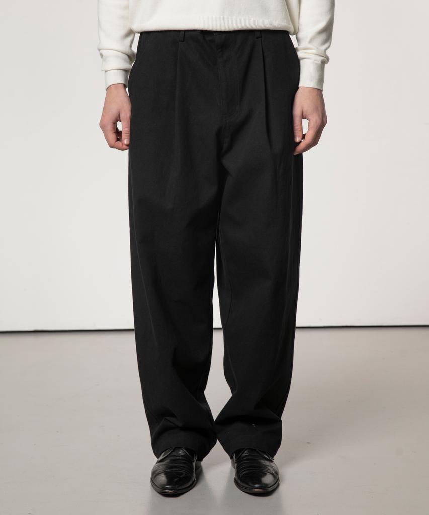 Beideu Double Loop Pleated Trousers Black