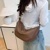 Bag Women's messenger bag 2025 new spring and summer large-capacity niche design high-end retro shoulder dumpling bag