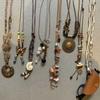 Lange Kette im Vintage-Stil für Damen mit handgefertigten Perlen