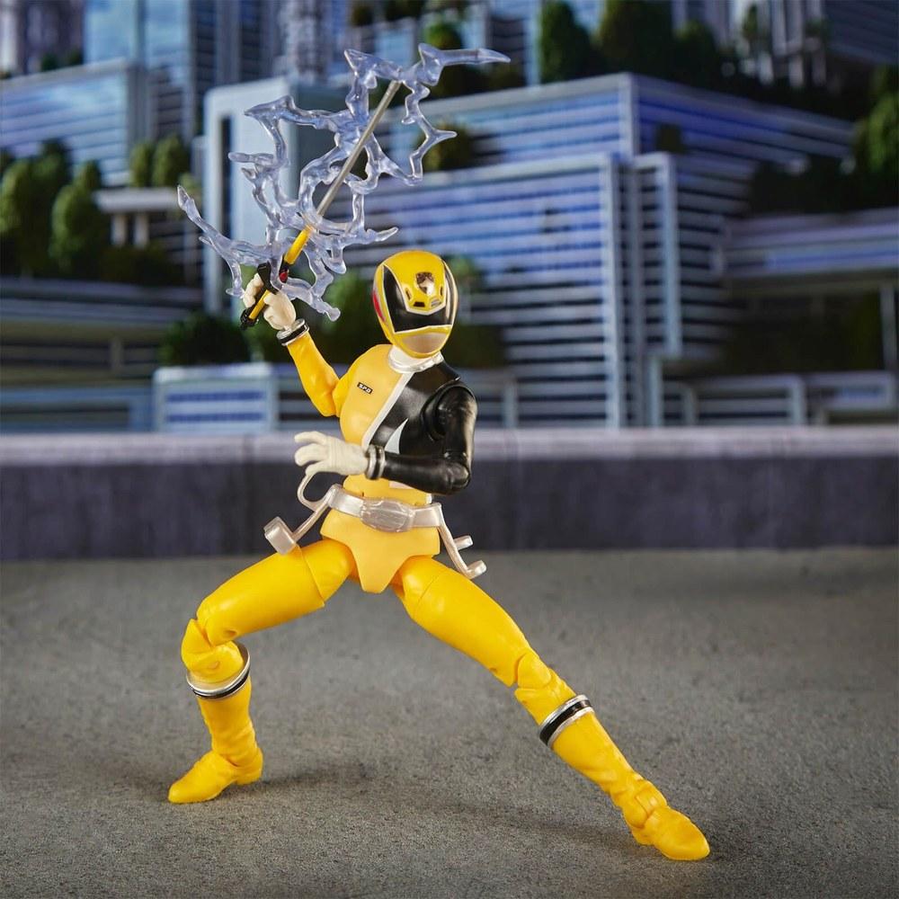 Power Rangers Lightning Collection S.P.D. Yellow Ranger Action Figure 6-Inch Premium Collector with Accessories Suitable for Children 4+