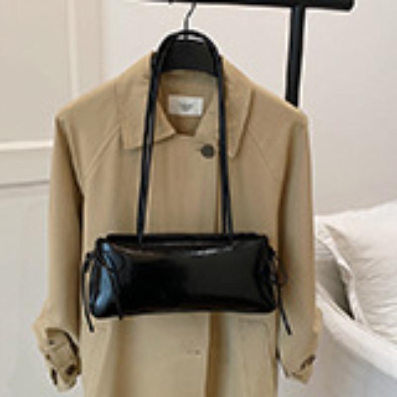 Niche Fashion Underarm Bag Women's New Simple Bow Shoulder Bag Versatile Commuter Bag