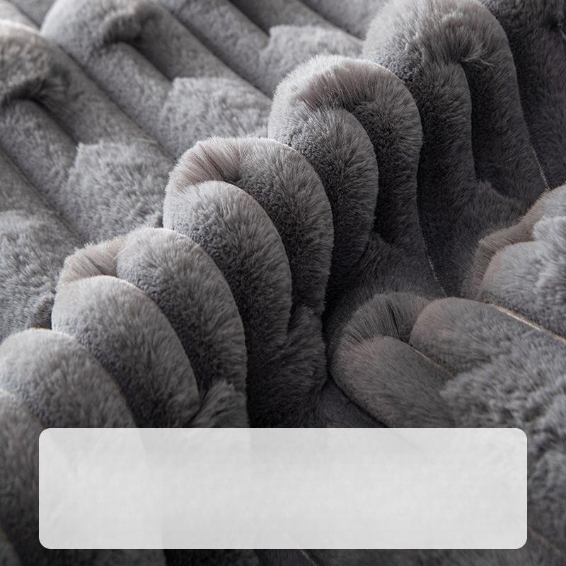 Zimní Králičí Plyšový Přehoz na Pohovku Celoplošný Látkový Zesílený Jednoduchý a Lehký Luxus Protiskluzové Sedáky