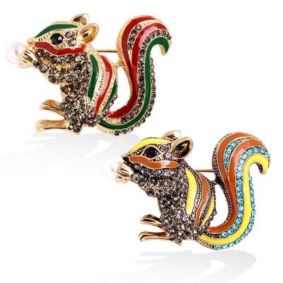 Retro Eichhörnchen Brosche: Niedlicher Tier-Schmuck aus Legierung und Diamanten