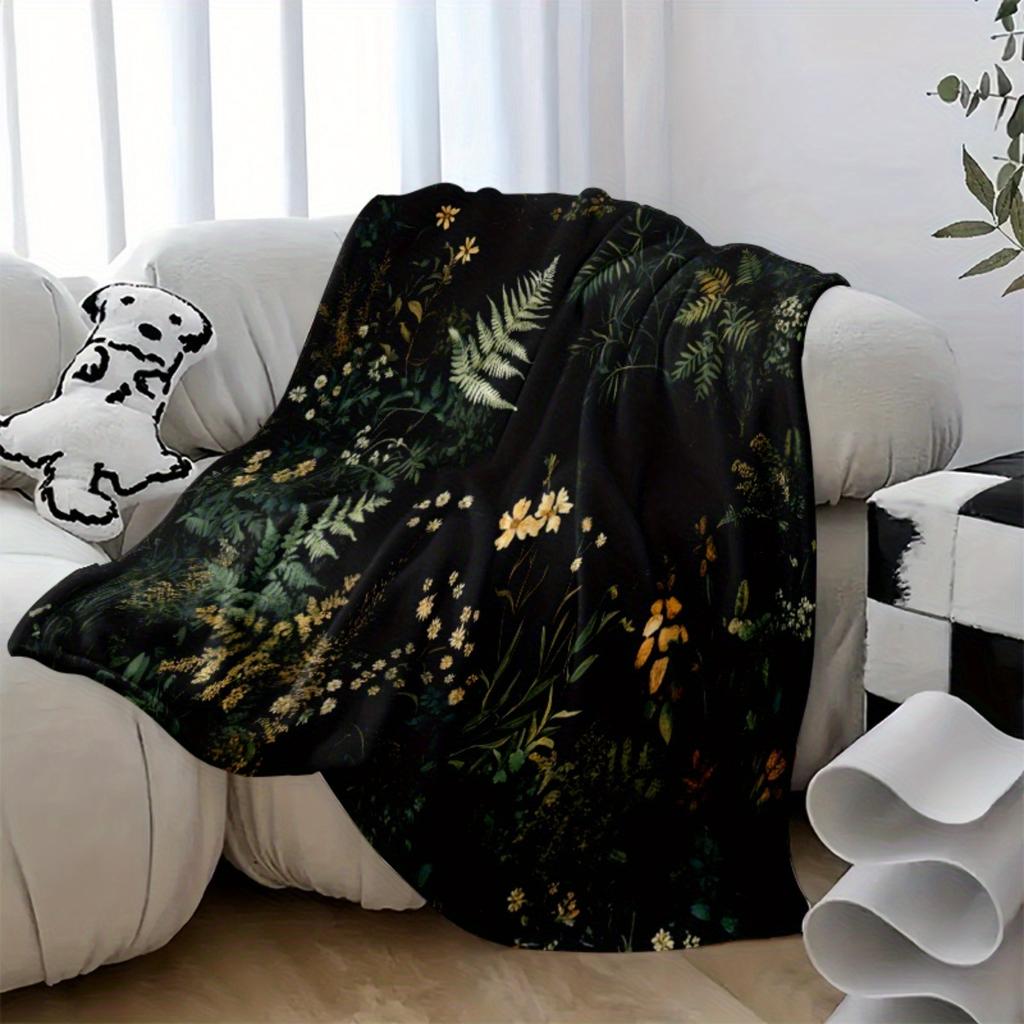 1pc Vintage Dark Forest Floral Print Cozy Blanket - Soft Flannel All-Season Throw for Sofa, Bed, Camping & Travel - Luxury Home