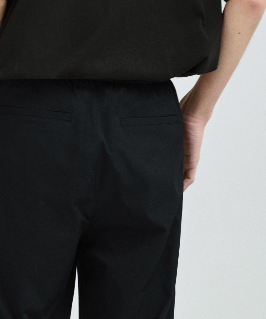 MUSINSA STANDARD [Cooltandard] One-Pleat Wide Elastic Waist Slacks [Black]