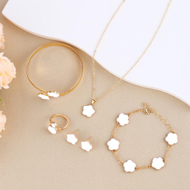 Korean Version Five-leaf Flower Lucky Stud Earrings Necklace Bracelet Bracelet Ring Set Five-petal Flower