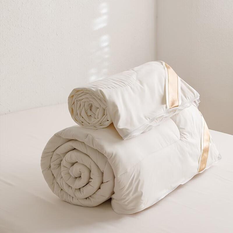 Hongxiu Shifang Deluxe All-Season Wool and Silk Duvet Set