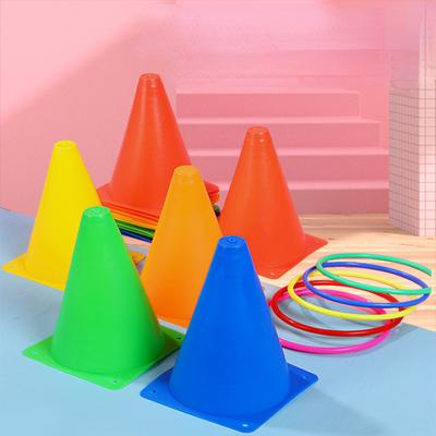 I bambini lanciano il cerchio di gioco Anelli di lancio di plastica Secchio conico Sviluppo dell'intelligenza educativa Giocattoli interattivi genitore-figlio