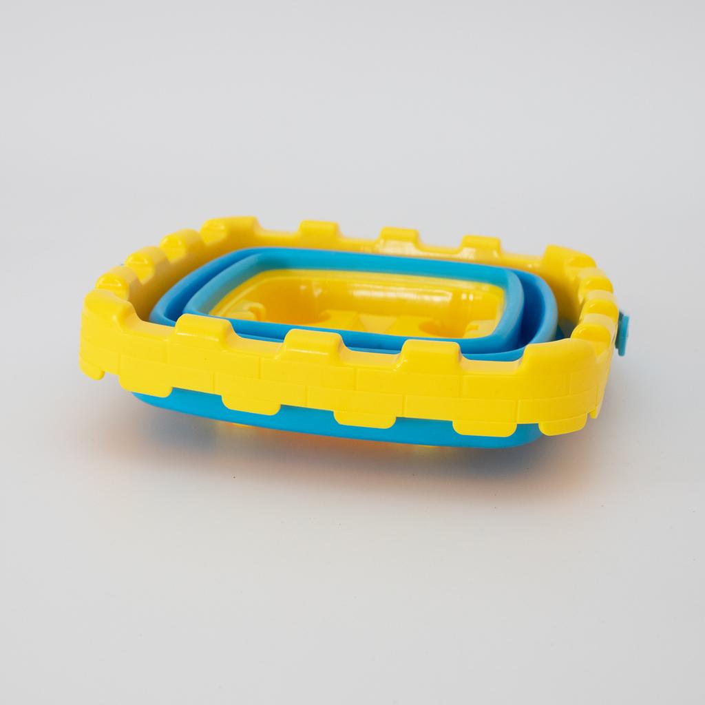Square folding sandbox bucket - yellow