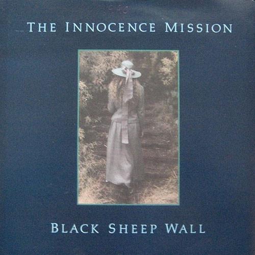 

7inch Record INNOCENCE MISSION - Black Sheep Wall AM563 A&M Records 1990 UK Rock Used