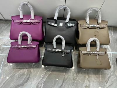 New Genuine Leather Swift Leather Silver Buckle Platinum Toe Cover Layer Cowhide Atmospheric Handbag Fashionable Styling Shoulder Bag For Women