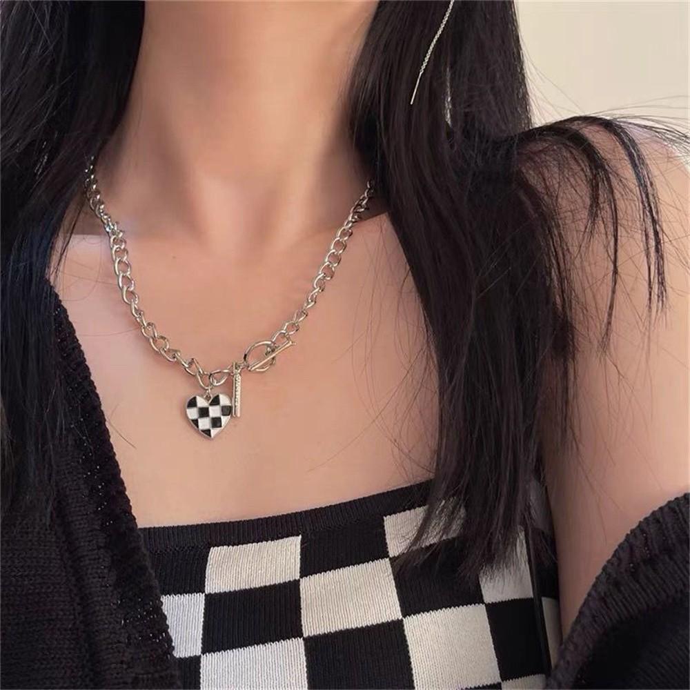 

Design Checkerboard Heart Pendant Pendant Cool Accessories Hip Hop Party Gift Bracelet Punk Thick Chain Bracelet