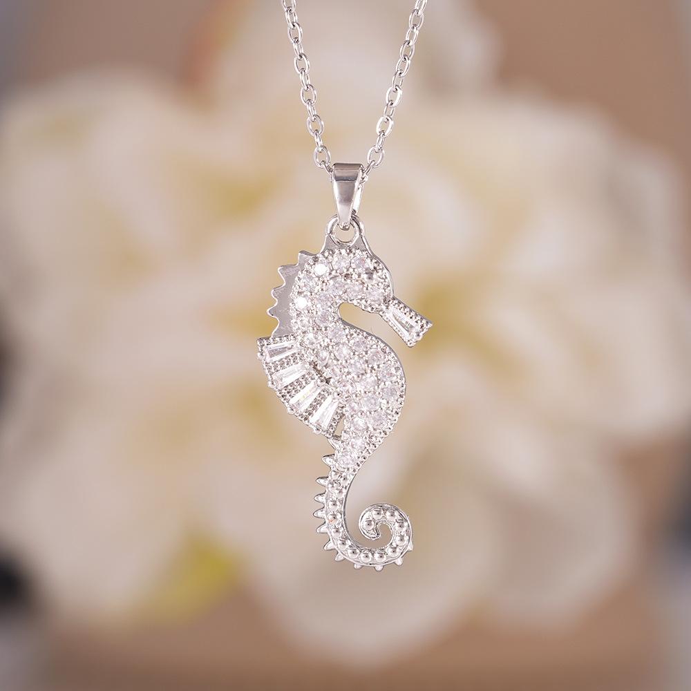 

Creative Imitation Pearl Zircon Seahorse Starfish Pendant Necklace Stainless Steel Chain Jewelry Gifts for Women Teen Girls