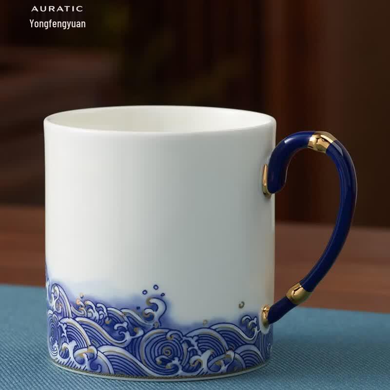 Auratic Mr. Porcelain Pearl of the Sea Enamel Mug
