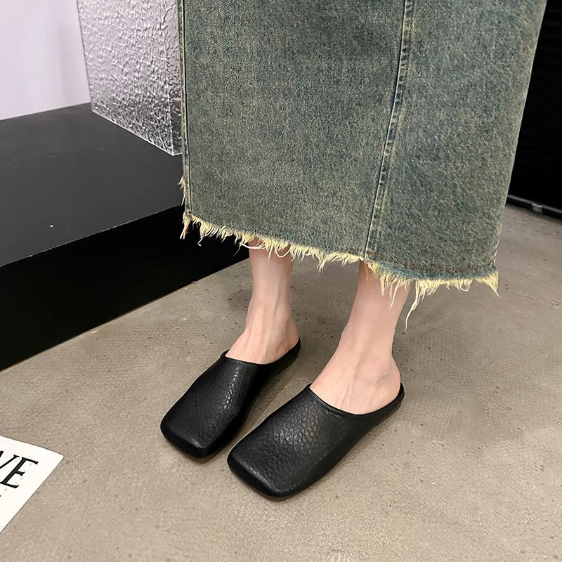 Fashion bag head half slippers women wear flat bottom summer and autumn soft leather non-slip square head one foot lazy shoes