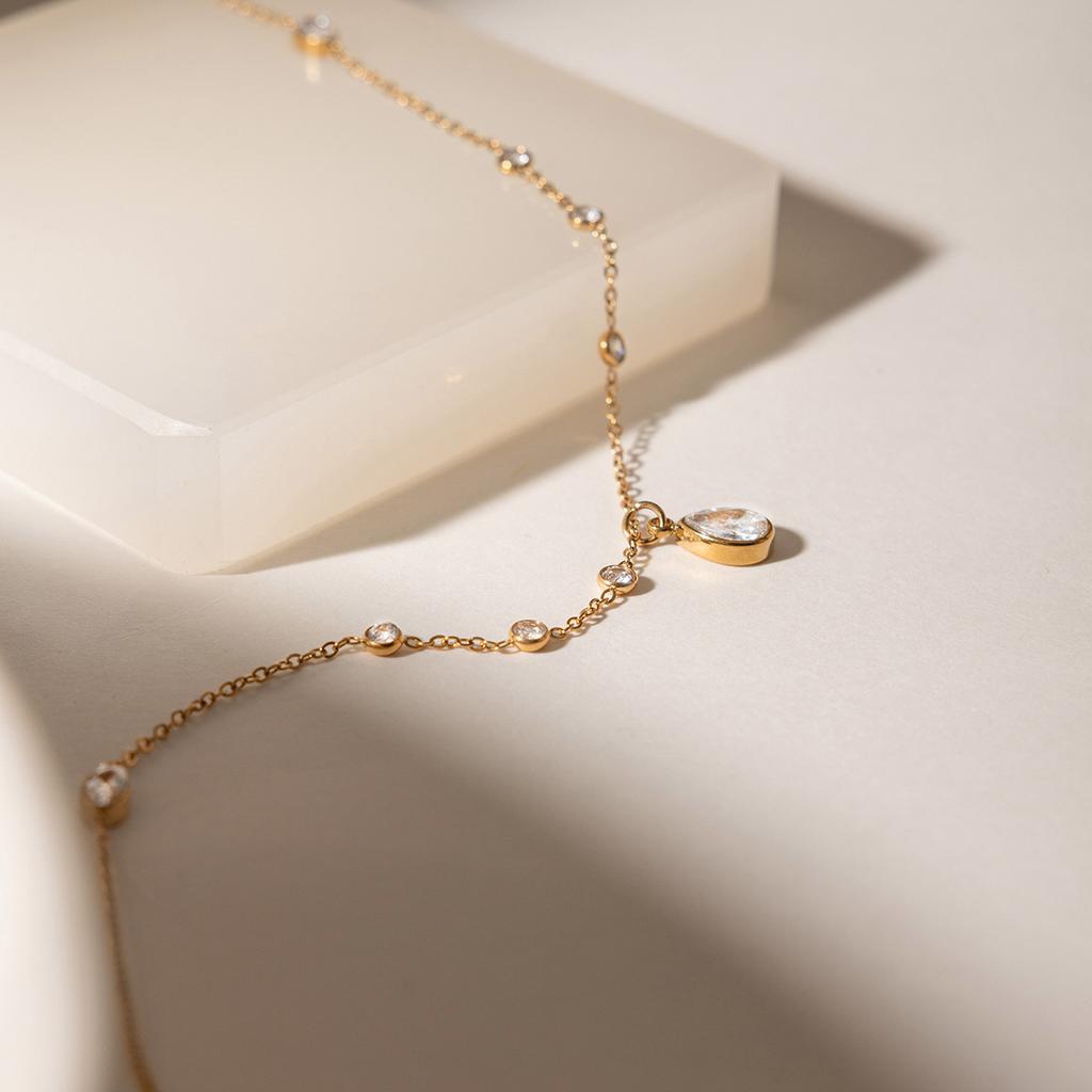 Stainless Steel Water Drop Zircon Necklace Women Classic Minimalist Stylish