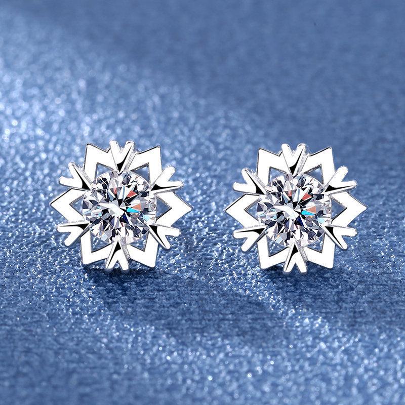 Fashion Simple Snowflake Zircon Earrings For Women Super Sparkling Personality Trendy Stud Earrings Jewelry