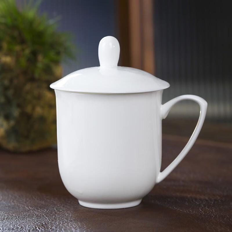 Jingdezhen Bone China Tea Cup with Lid