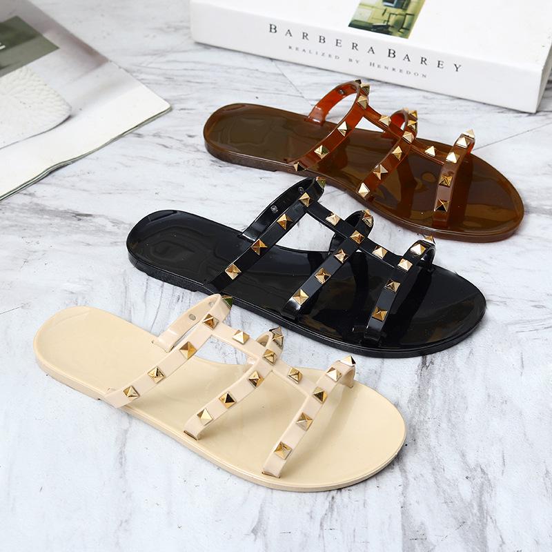 2025 Crystal Flat Slip-On Sandals: Fashionable Studded Summer Outdoor Shoes