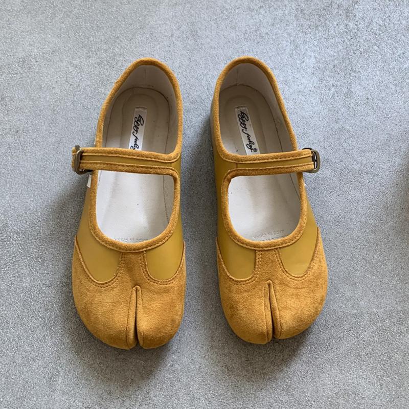 Fashion IPPEUM Red Ballet Sneakers Split Toe Ballerinas Flats Buckle Straps Tabis Sneakers Ballet Shoes