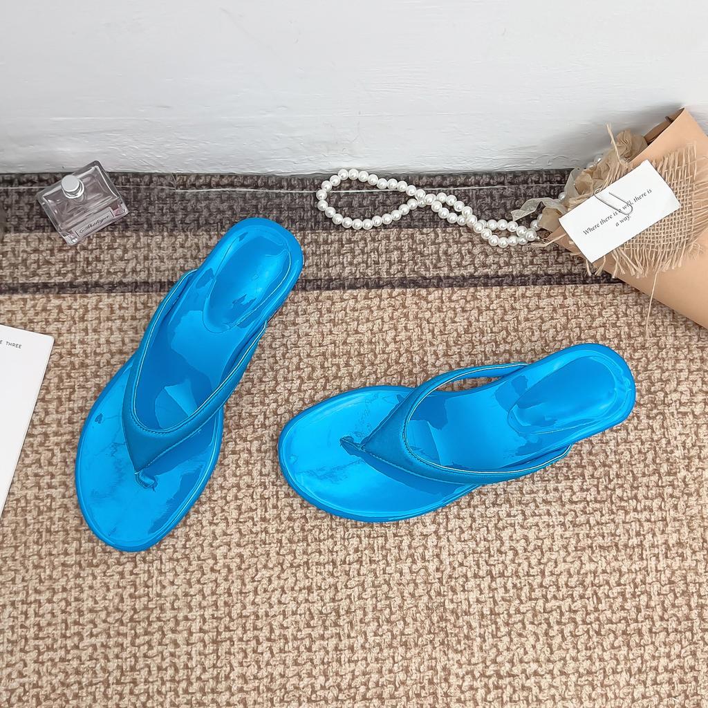 Flip-flops Women Wear Thick-soled Heel Sandals Women Are Not Tired In Summer, Flat-soled Women's Shoes Are Versatile and Advanced