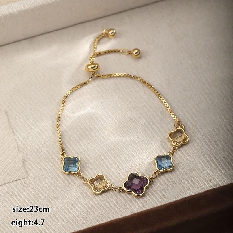 Elegant Geometric Crystal Bracelet Women 18K Gold Plated Copper With Glass Crystals Clover Shape Lightweight Luxury Daily