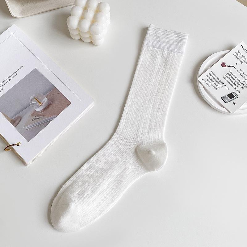 

Spring and Summer Pure and Soft Pile Socks Make The Legs Look Longer. Short Leg Socks Do Not Slip Down and Are Light, Breathable. 1 pair long tube белый