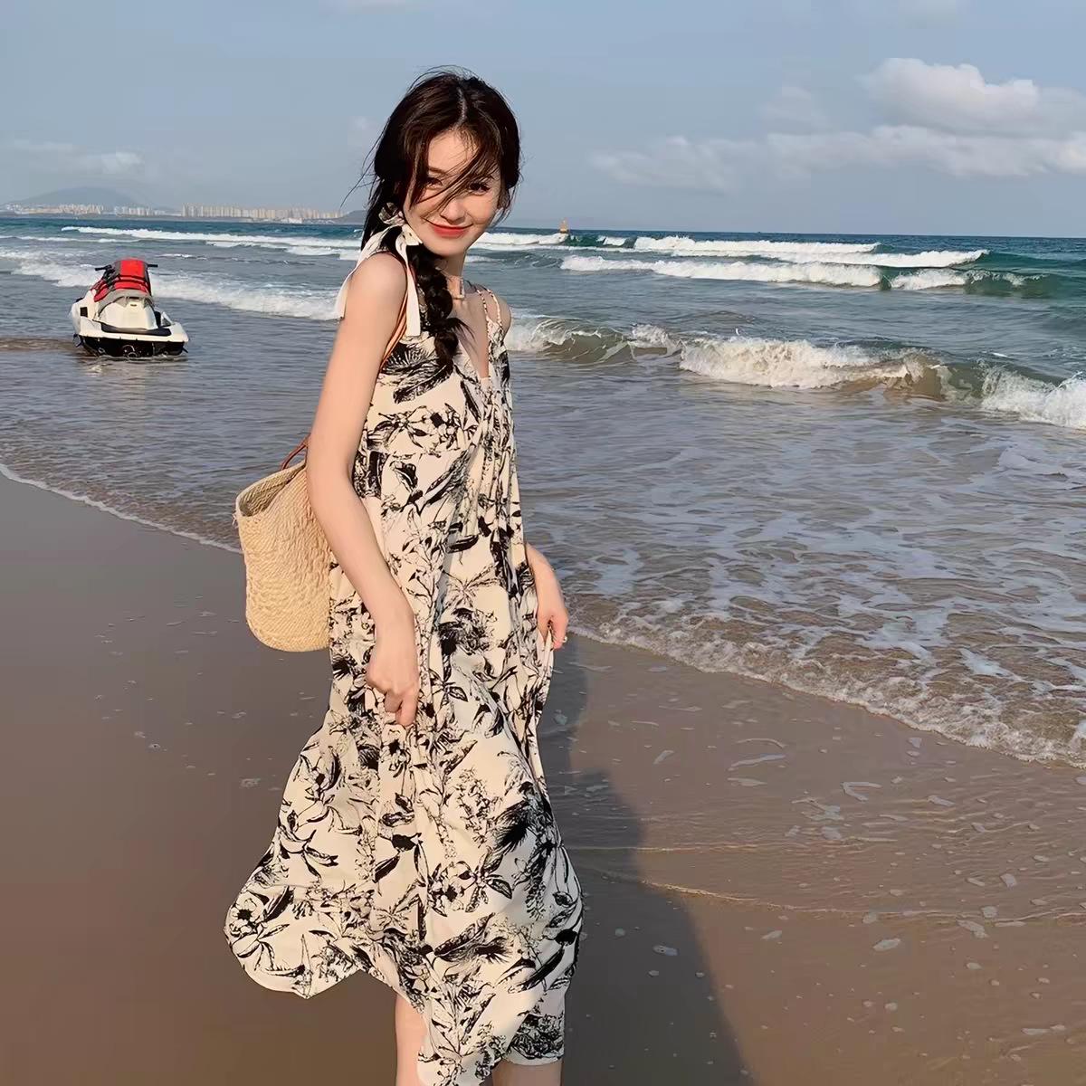 Summer French-Style Floral Ink Wash Camisole Dress for Women - Elegant High-End Beach Resort Wear S