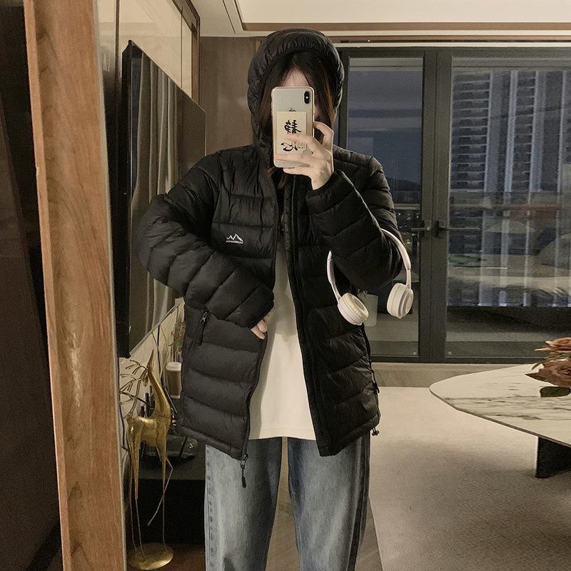 

Retro light and thin hooded down cotton-padded jacket for women s winter new small man padded cotton-padded jacket S чорний