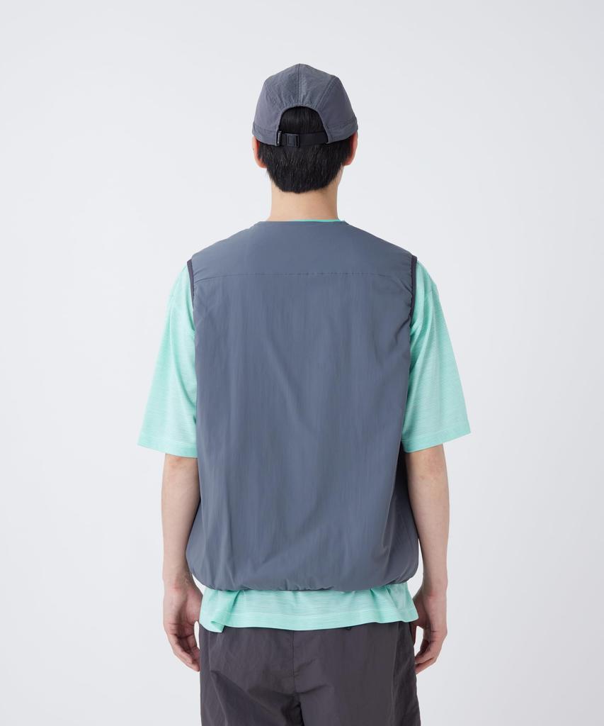 Snow Peak Flexible Insulated Vest and Size L VT-26SU001, Men's Women's, Black,