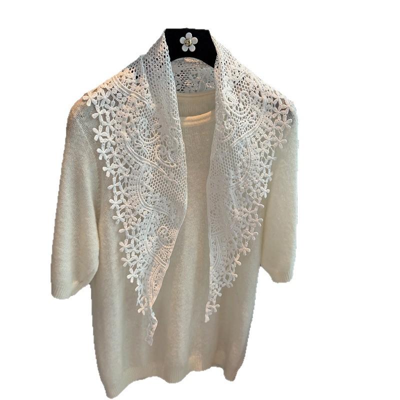 Korean Lace Crochet Hollow Triangle Scarf Women'S Summer Thin Versatile Literary Stacking Fart Curtain Decorative Small Shawl
