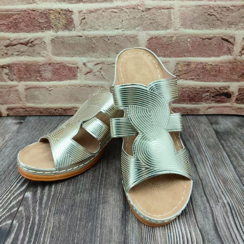 Fashion 2025 Summer New Plus Size Women’s Slippers Round Toe Sewing Chunky Heels Slippers for Outdoor Comfortable Daily & Casual Sandal