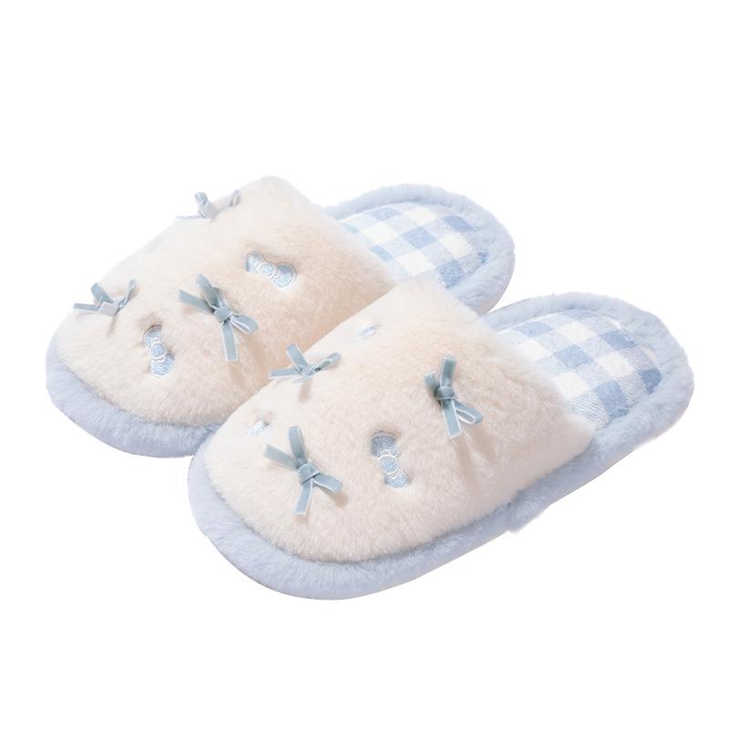 2025 new cute cotton slippers winter less heart autumn fluffy slippers home floor non-slip shoes